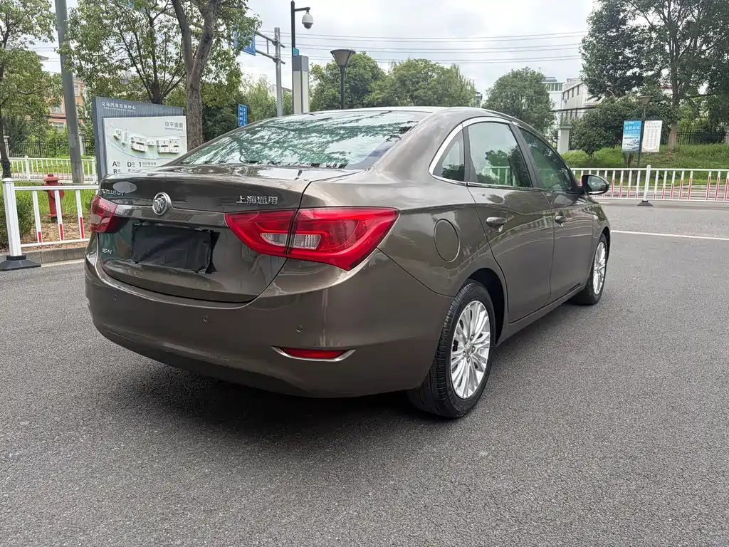 Buick Excelle — миниатюра 4