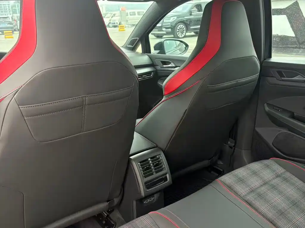 Volkswagen Golf GTI GTI 2026 380TSI DSG GTI
