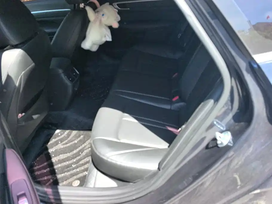 Hyundai Sonata — миниатюра 11