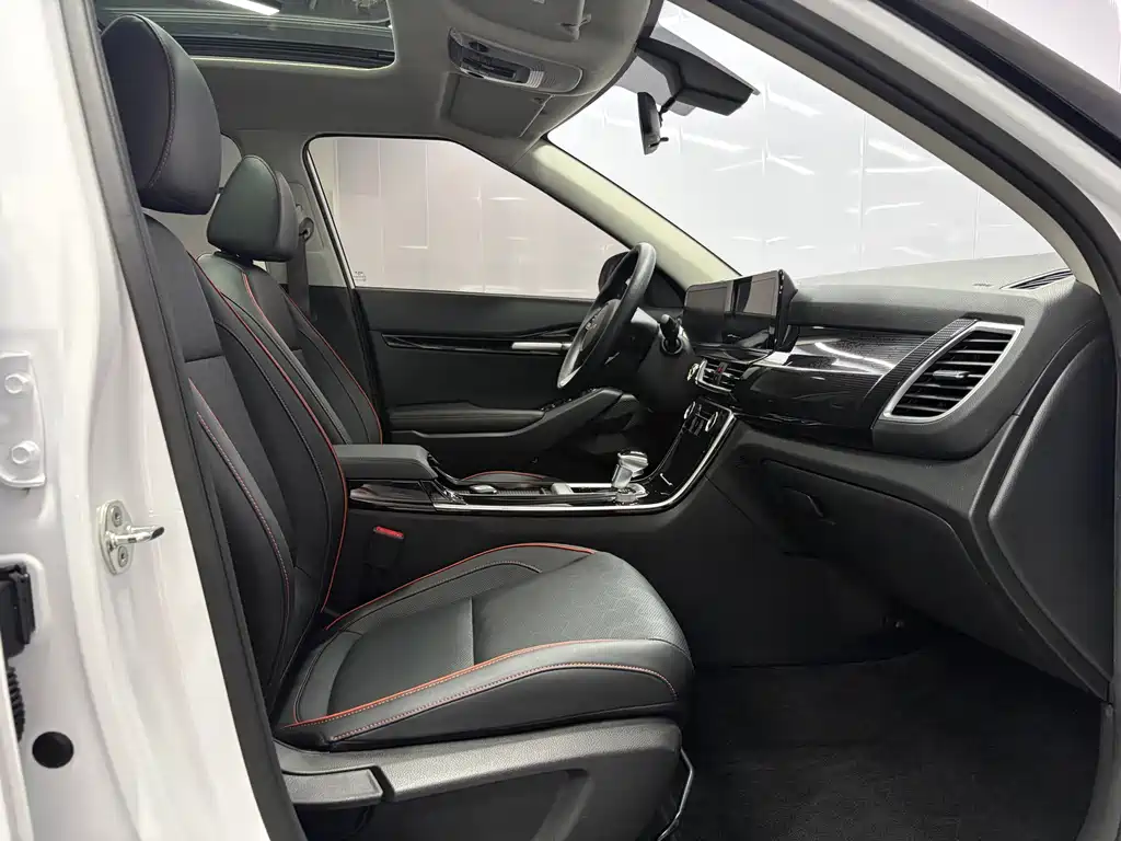 Kia Seltos — миниатюра 15