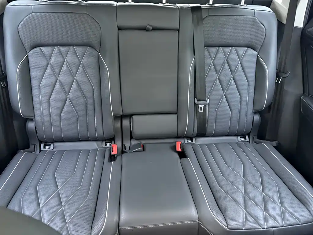 Volkswagen Tiguan L — миниатюра 24