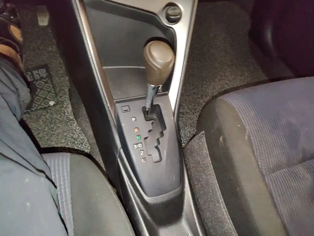 Toyota Yaris L — миниатюра 14