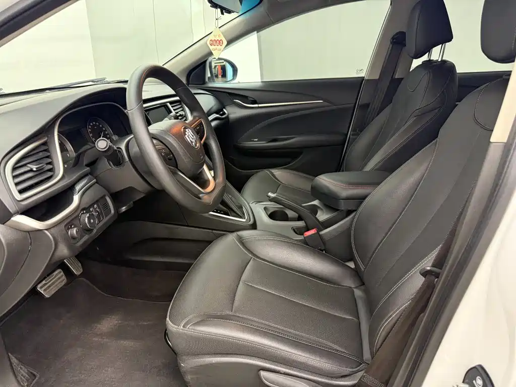 Buick Excelle — миниатюра 9