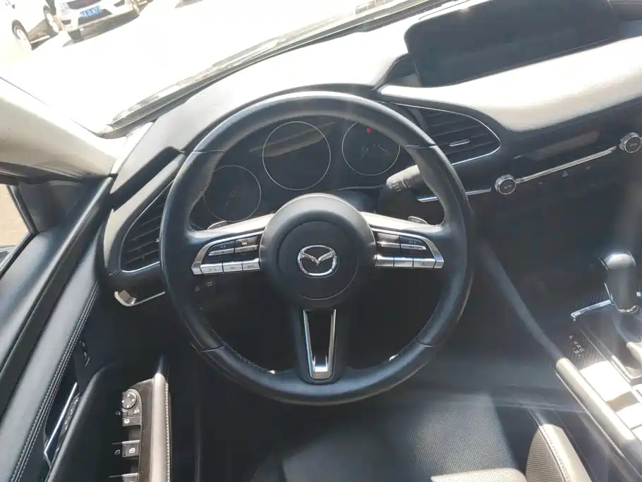 Mazda 3 Axela — миниатюра 15