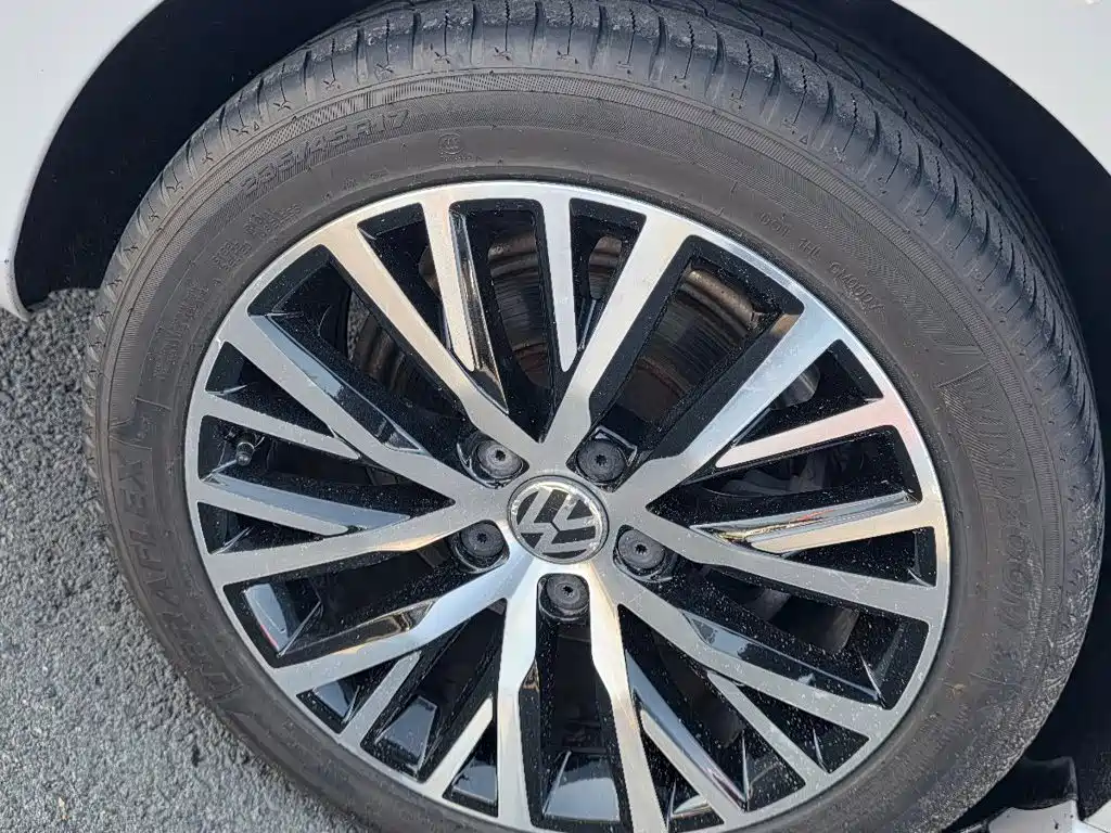 Volkswagen CC — миниатюра 12