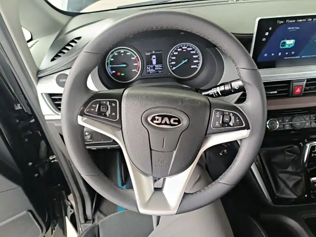 JAC Refine Refine M3 — миниатюра 11