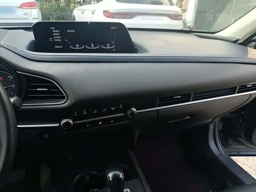 Mazda CX-30 — миниатюра 10