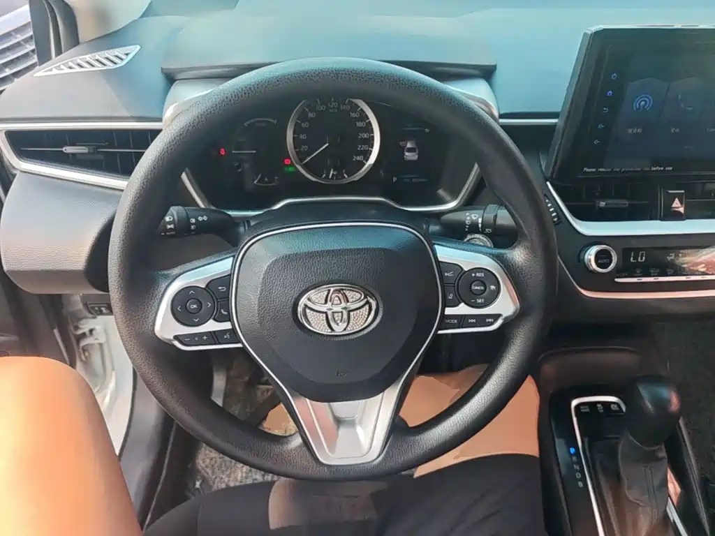 Toyota Corolla — миниатюра 11