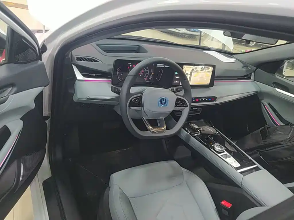 Changan Ruicheng PLUS — миниатюра 10