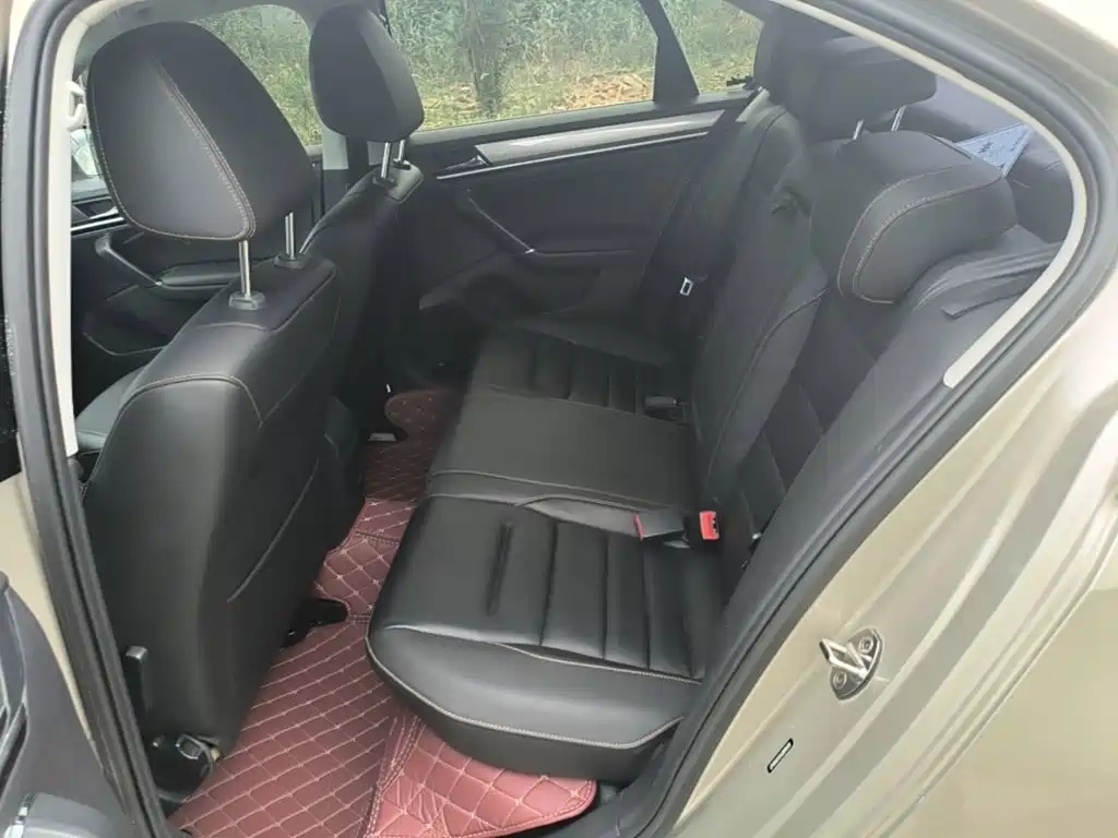 Volkswagen Bora — миниатюра 17