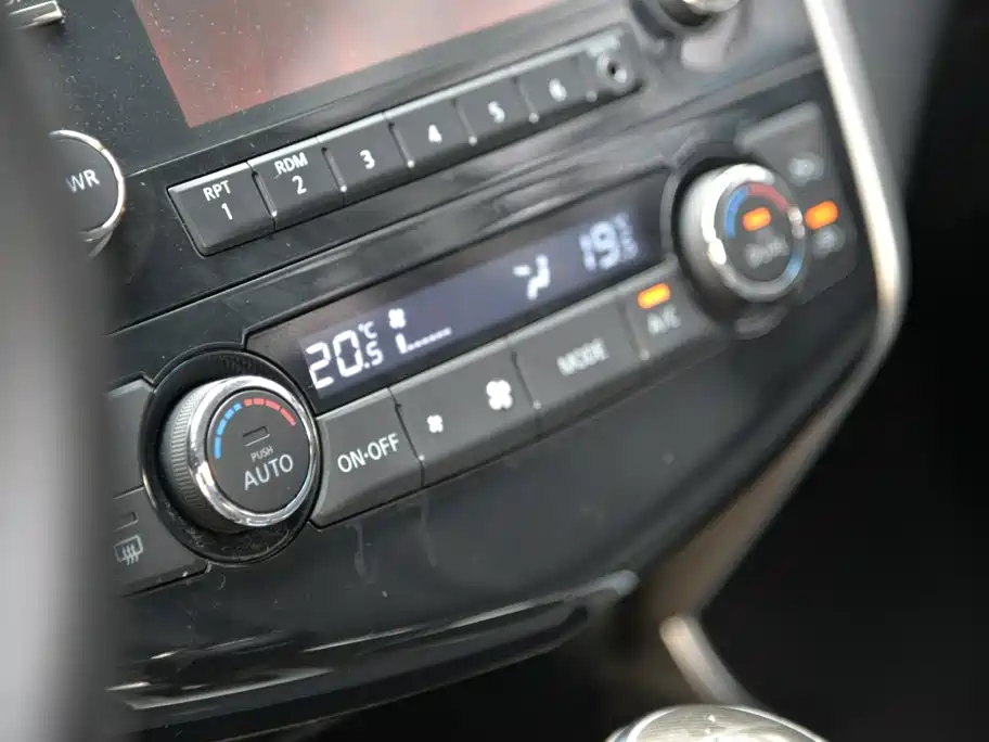 Nissan Teana — миниатюра 10