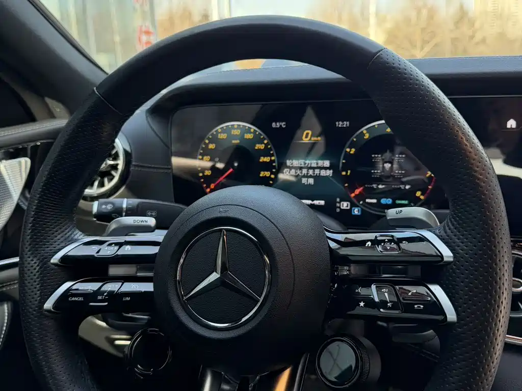 MERCEDES-BENZ AMG GT