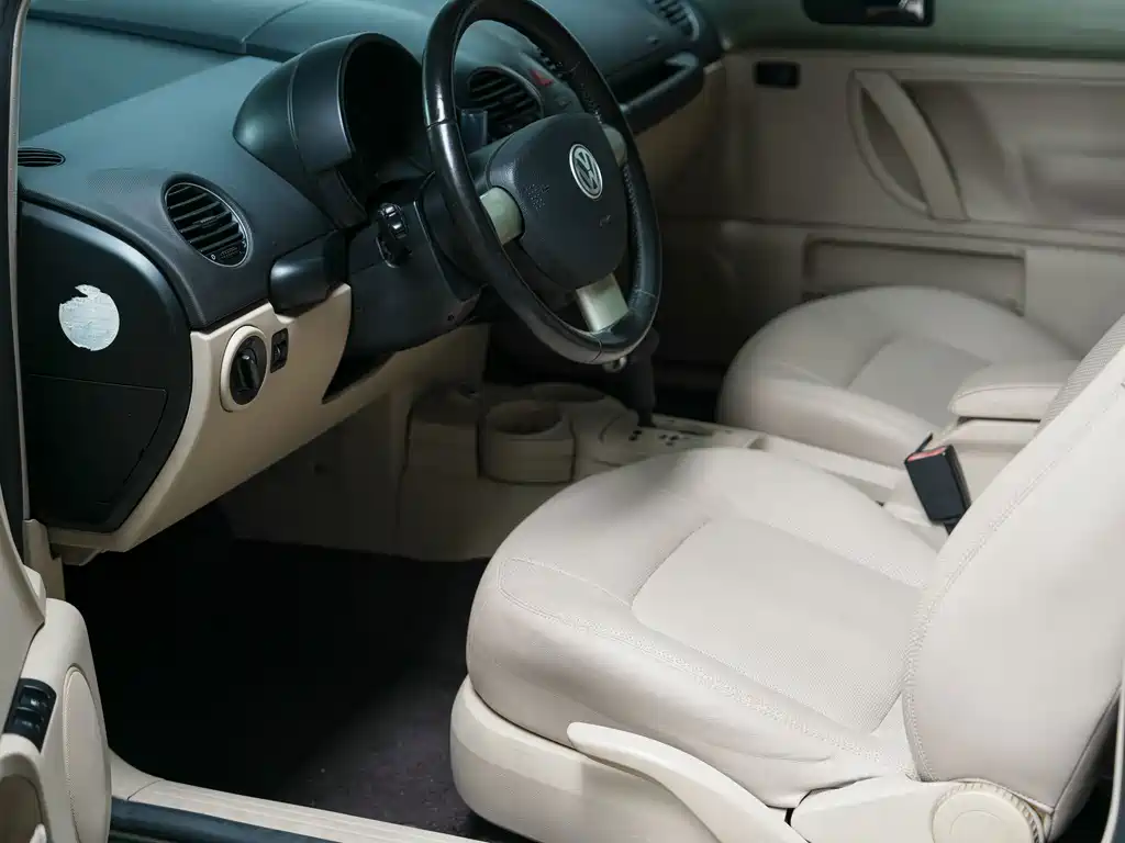 Volkswagen Beetle — миниатюра 4