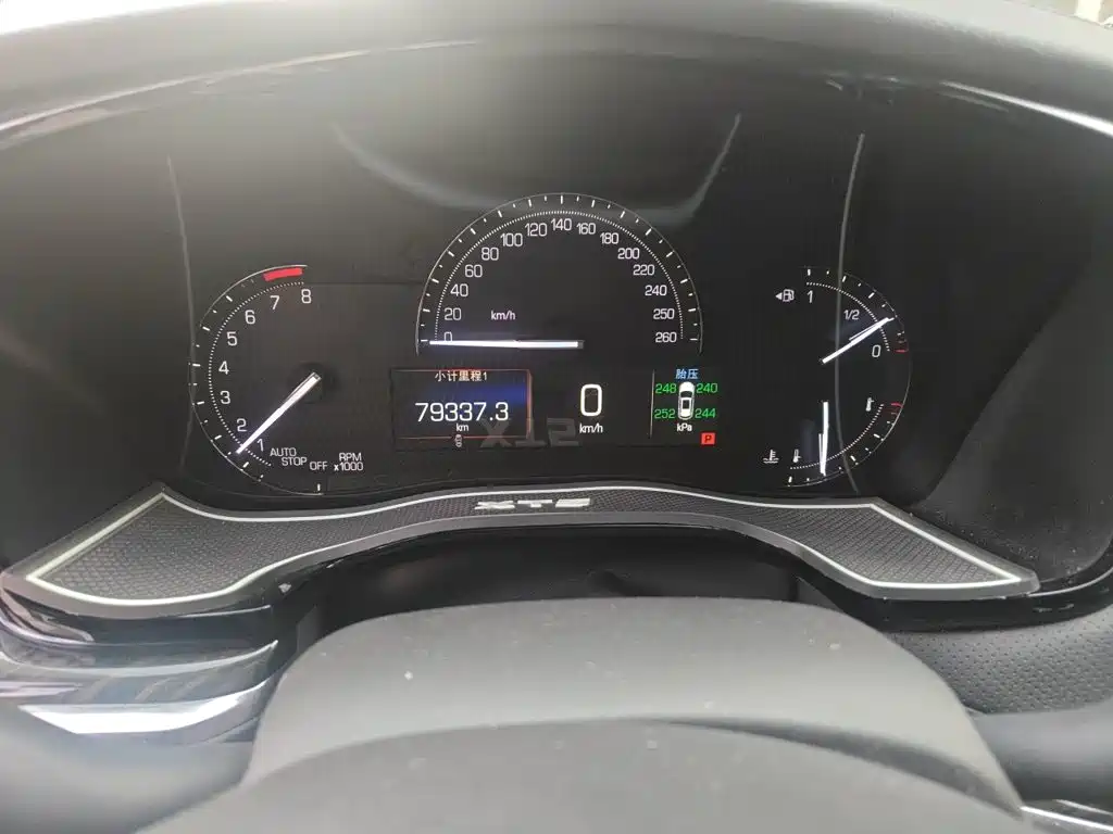 Cadillac XT5 — миниатюра 12