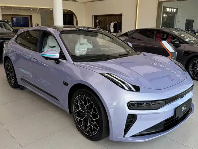 2026 Zeekr 001