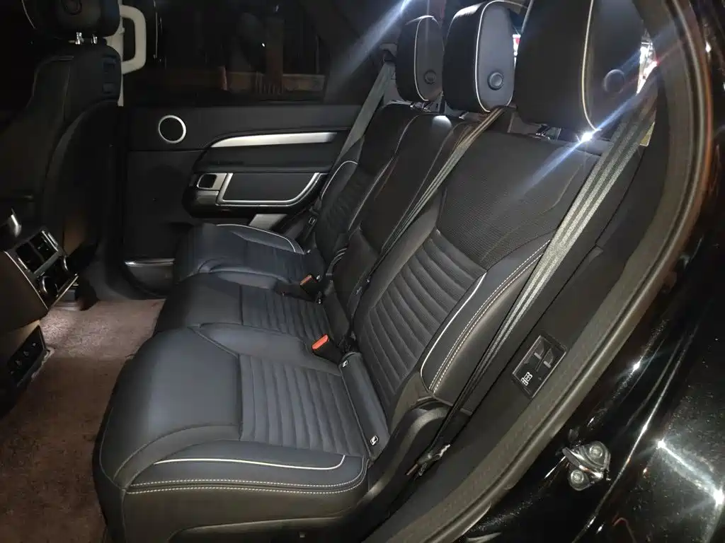 Land Rover Discovery — миниатюра 13