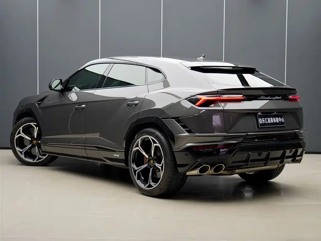 Lamborghini Urus 2023 4.0T V8 S