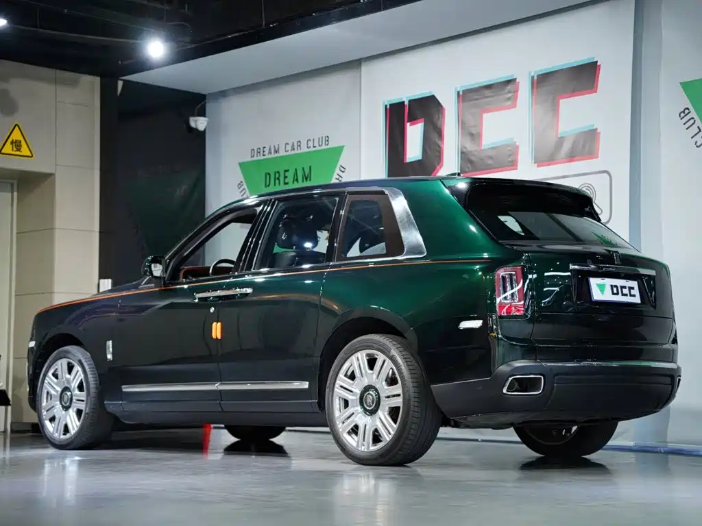 Rolls-Royce Cullinan — миниатюра 15