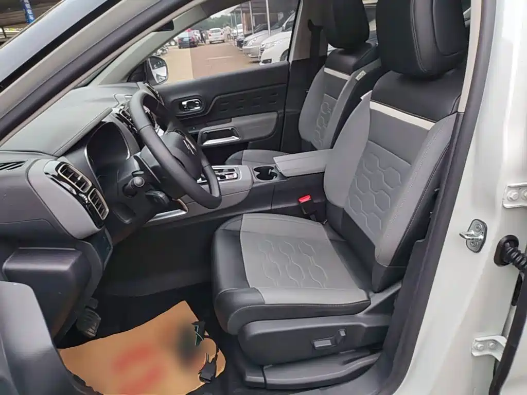 Citroen C5 AIRCROSS — миниатюра 15