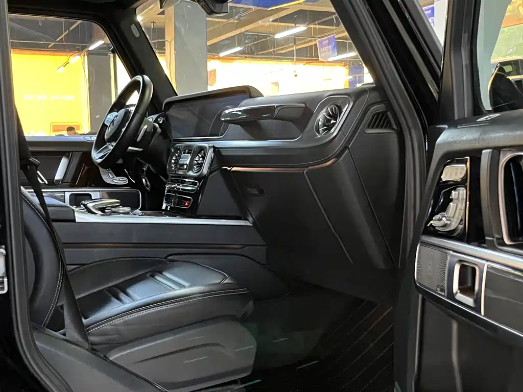 Mercedes-Benz G-Class — миниатюра 8