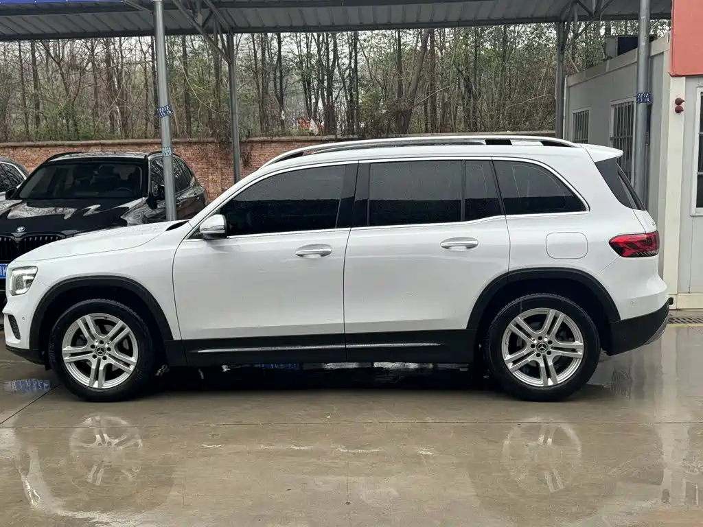 Mercedes-Benz GLB — миниатюра 3