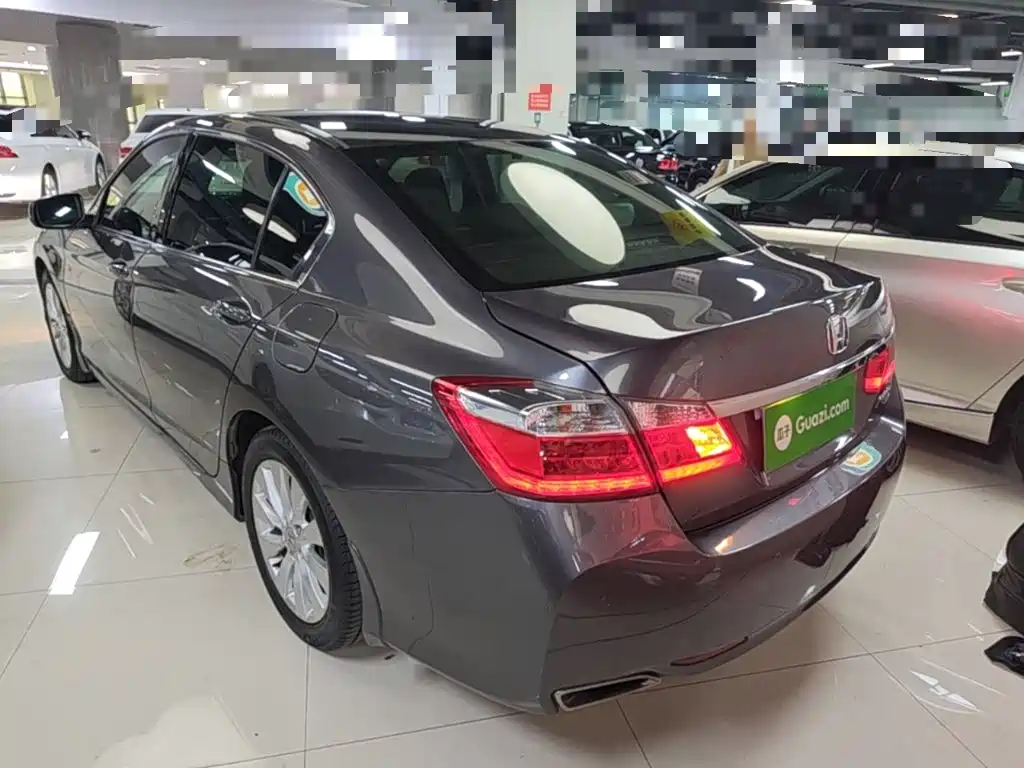 Honda Accord — миниатюра 5