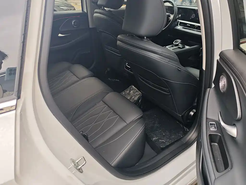 Chery Arrizo 8 — миниатюра 11