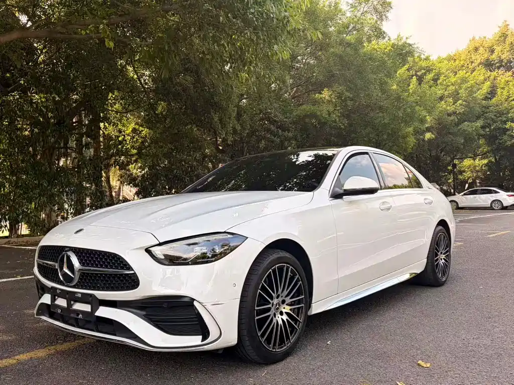 Mercedes-Benz C-Class — миниатюра 3