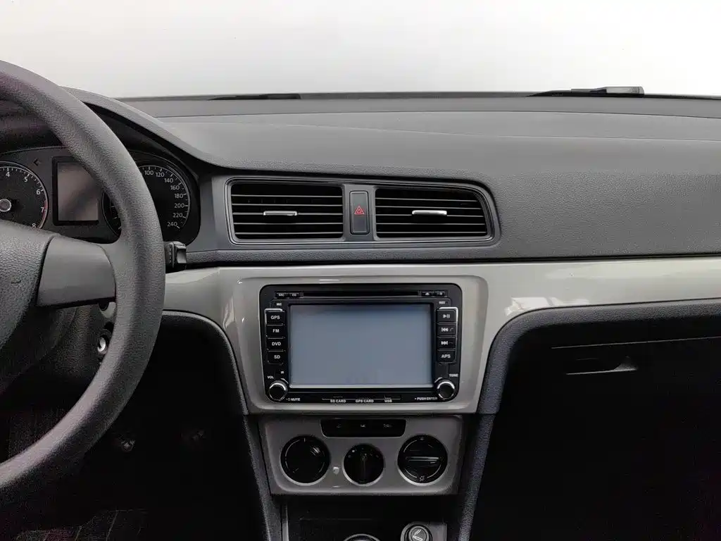 Volkswagen Lavida — миниатюра 12