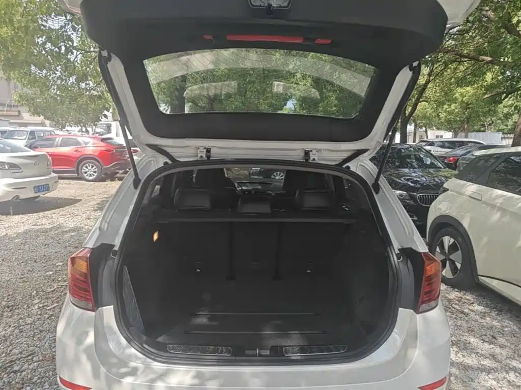BMW X1 — миниатюра 19