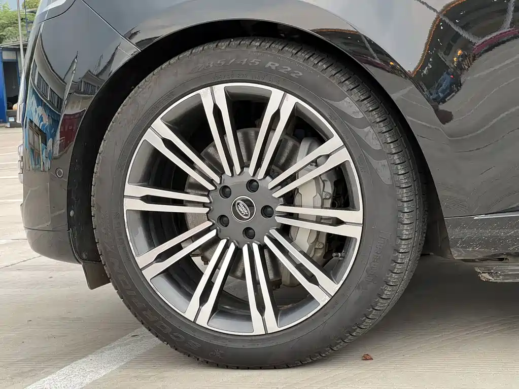 Land Rover Range Rover — миниатюра 10