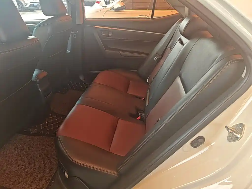 Toyota Corolla — миниатюра 17