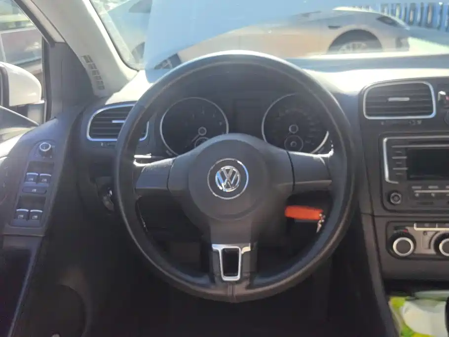 Volkswagen Golf — миниатюра 15