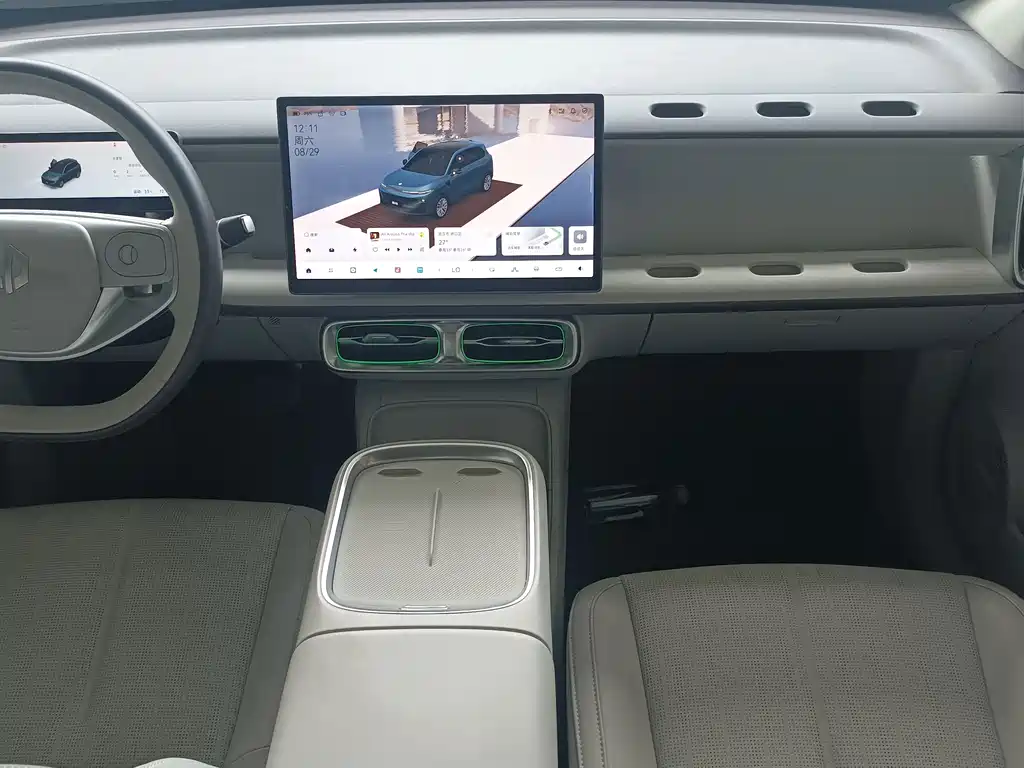 Leapmotor Leapmotor B10 — миниатюра 6