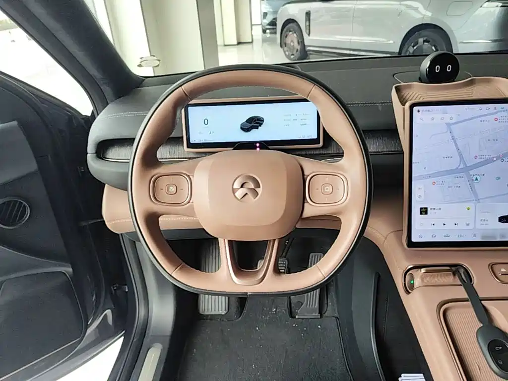 NIO EC6 — миниатюра 11