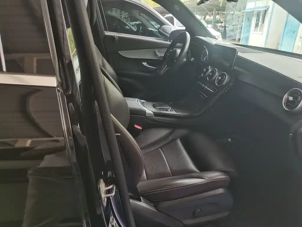 Mercedes-Benz GLC — миниатюра 4