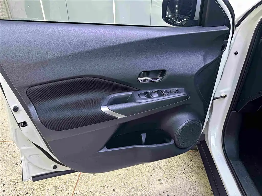 Nissan Kicks — миниатюра 10