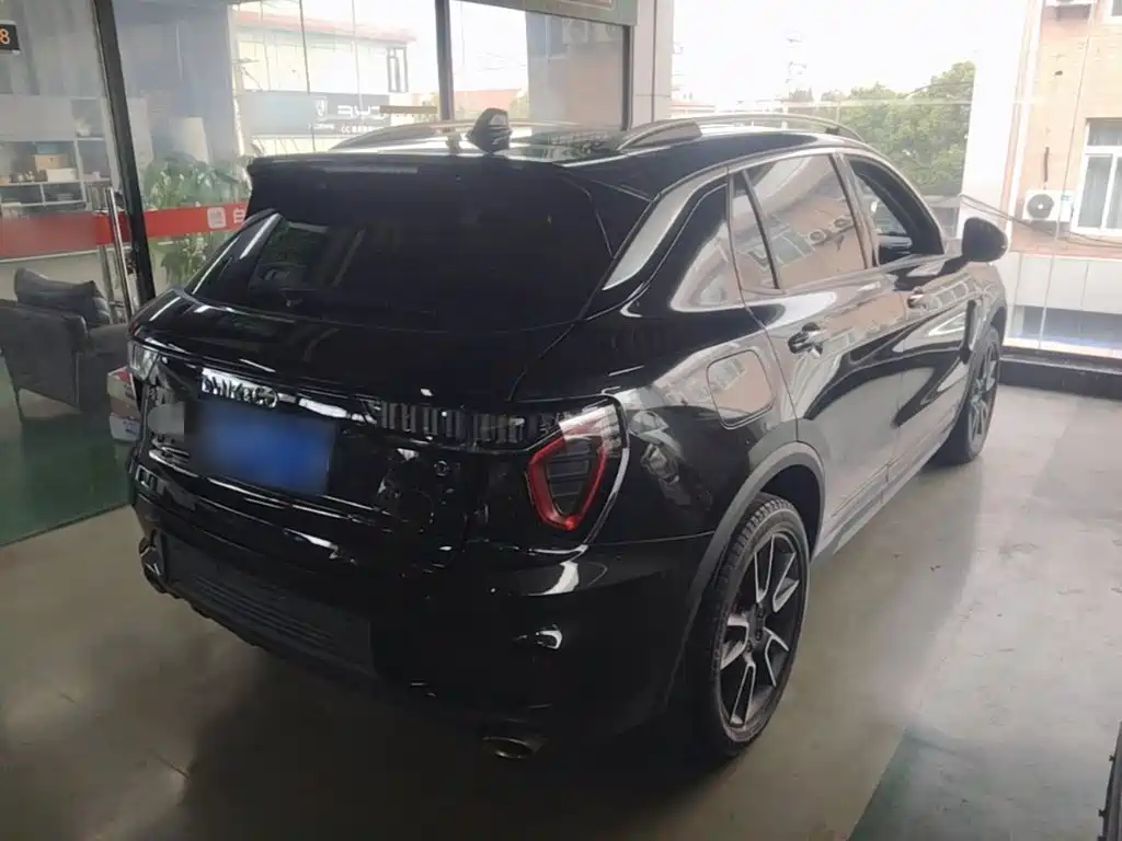 Lynk & Co 01 — миниатюра 7