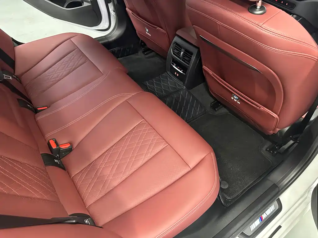 BMW 3 Series — миниатюра 7
