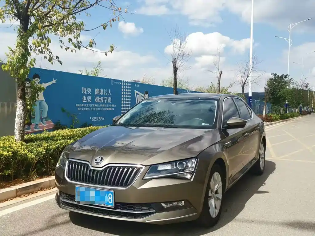 Skoda Superb