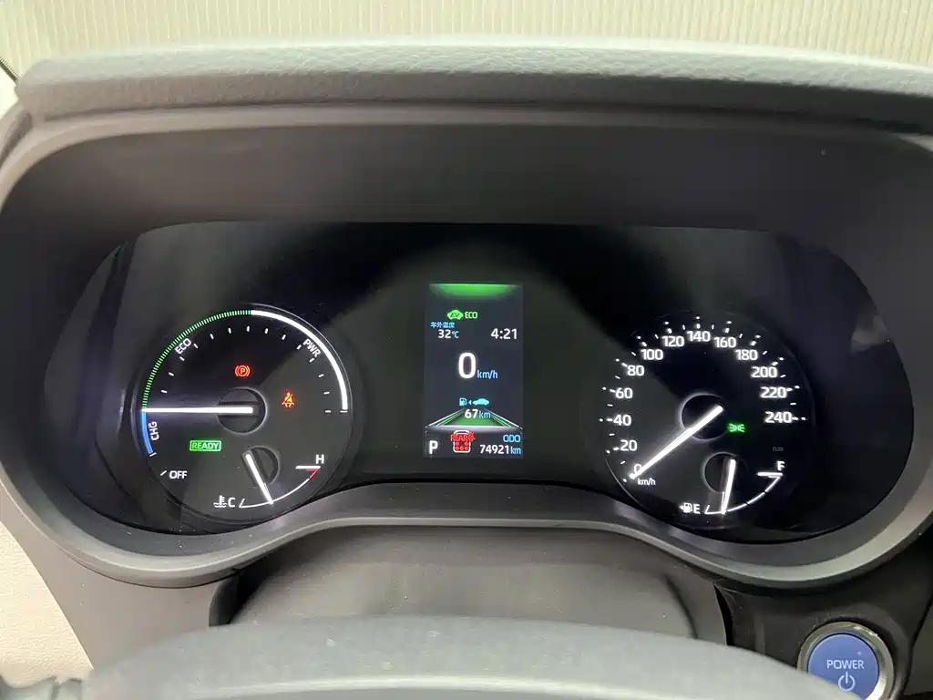 Toyota Granvia — миниатюра 4