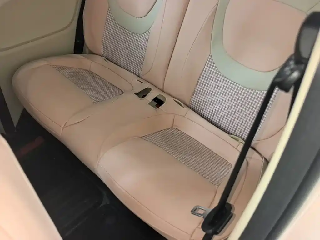 Wuling MINIEV — миниатюра 17