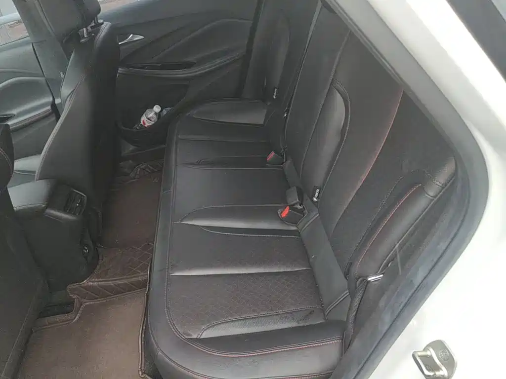 Buick Verano — миниатюра 17