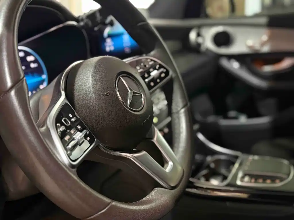 Mercedes-Benz GLC — миниатюра 8