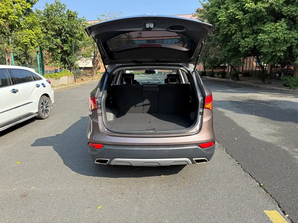 Hyundai Santa Fe — миниатюра 17