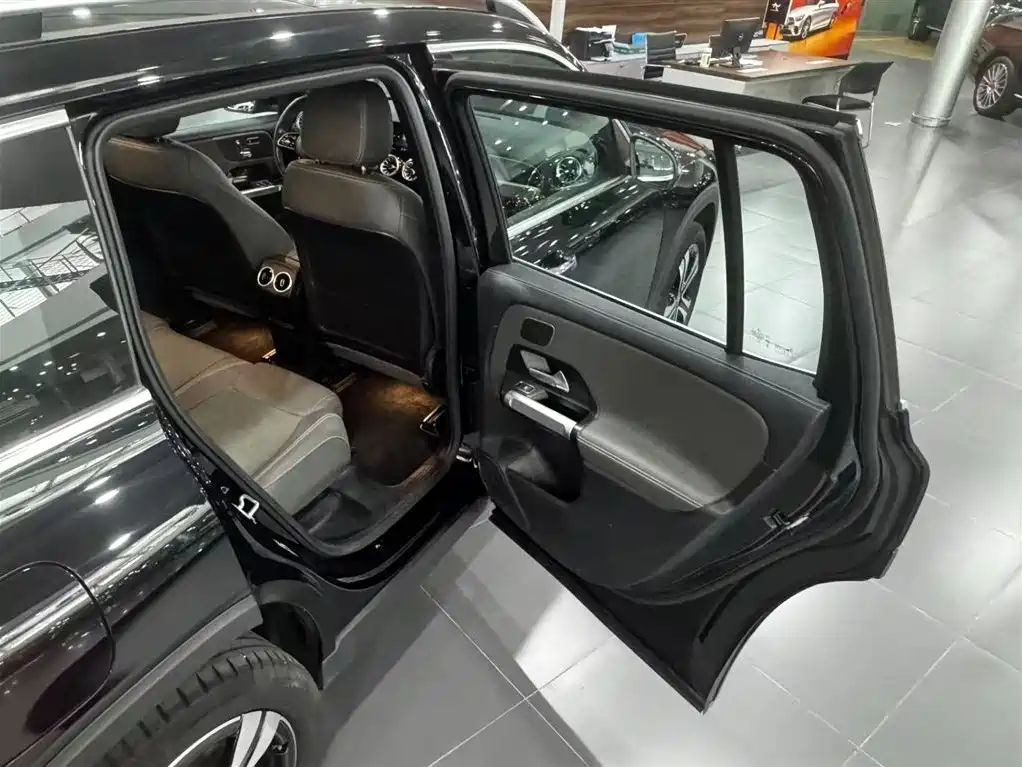 Mercedes-Benz EQB — миниатюра 17