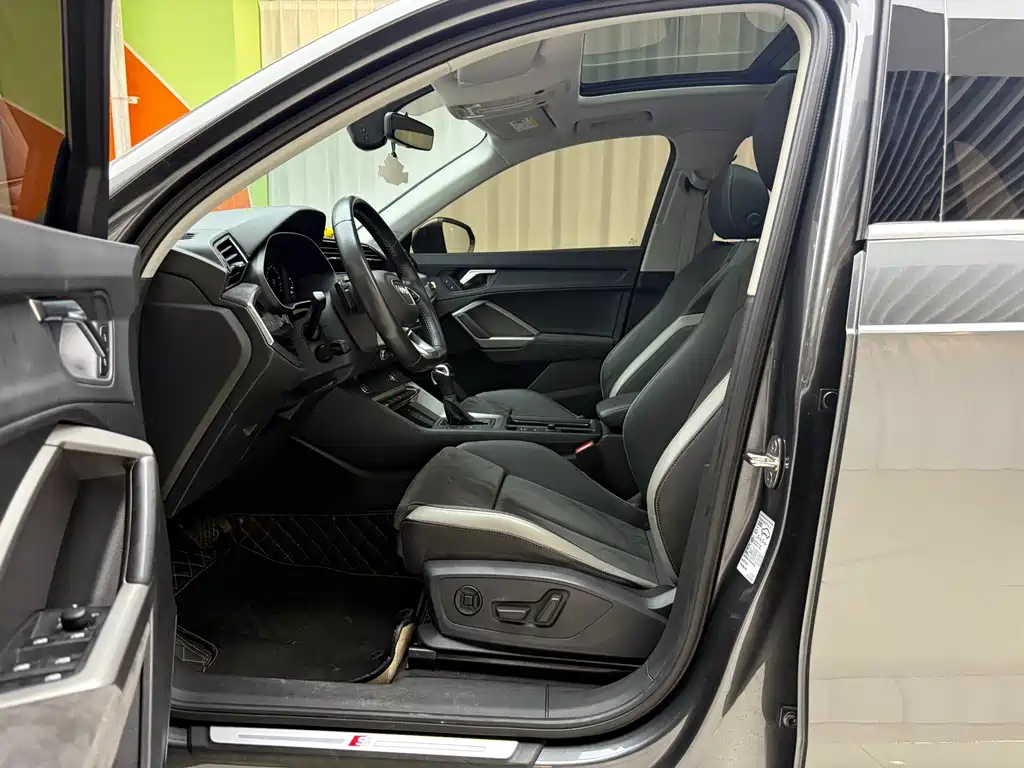Audi Q3 2022 35 TFSI Fashion