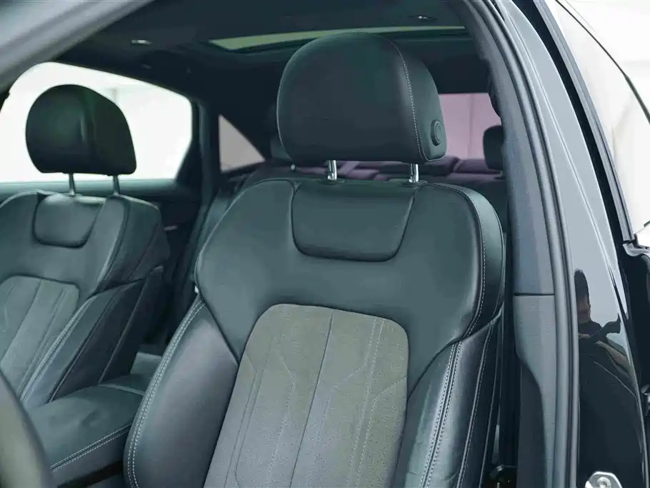 Audi A6L New Energy — миниатюра 13
