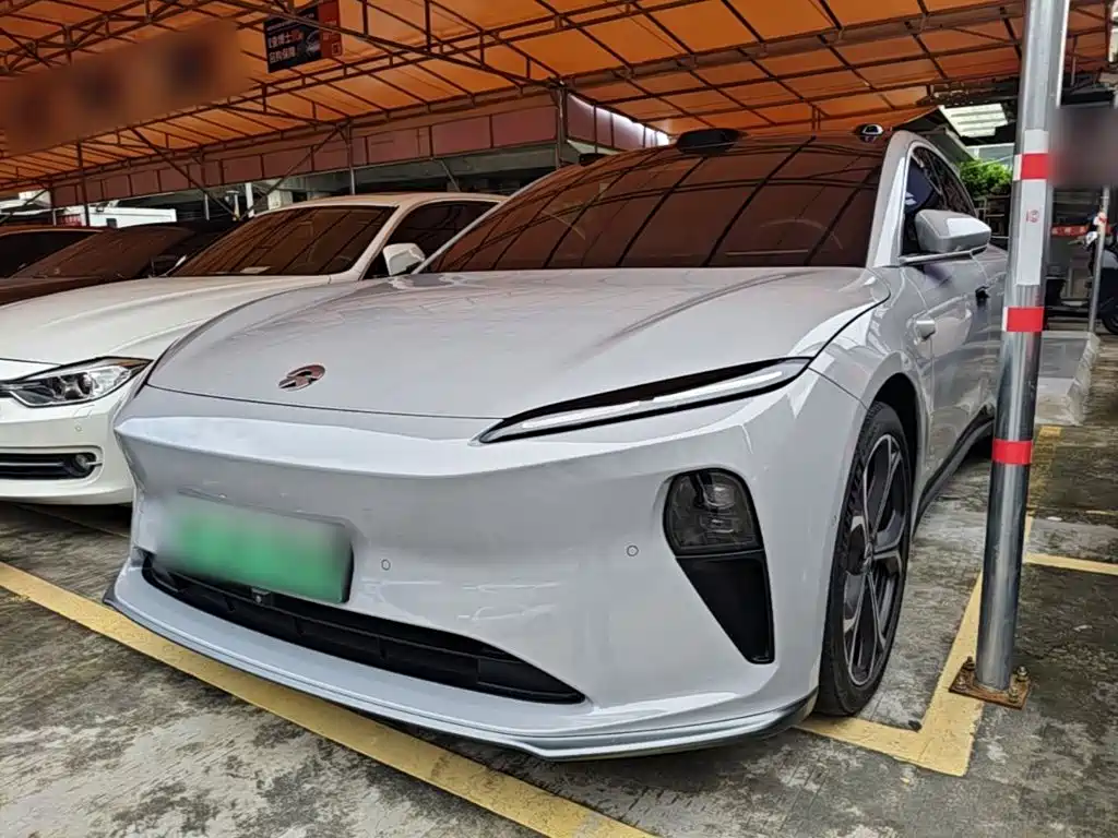 NIO ET5T — миниатюра 2