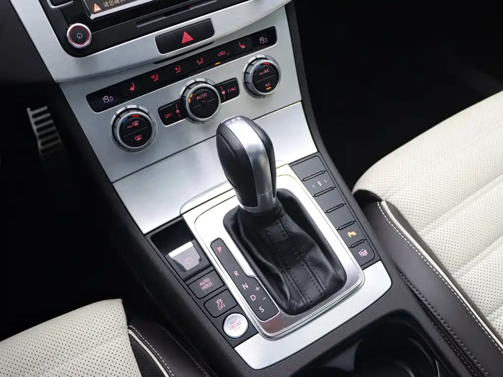 Volkswagen CC — миниатюра 17